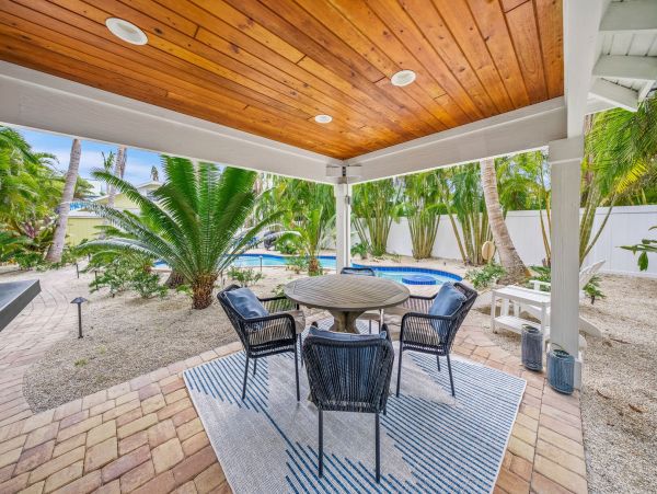 Charming Retreat with Lagoon-Style Pool & Prime Anna Maria Island Location