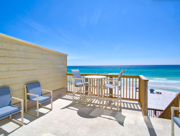 Beach Front Vacation Rental Sleeps 16!!