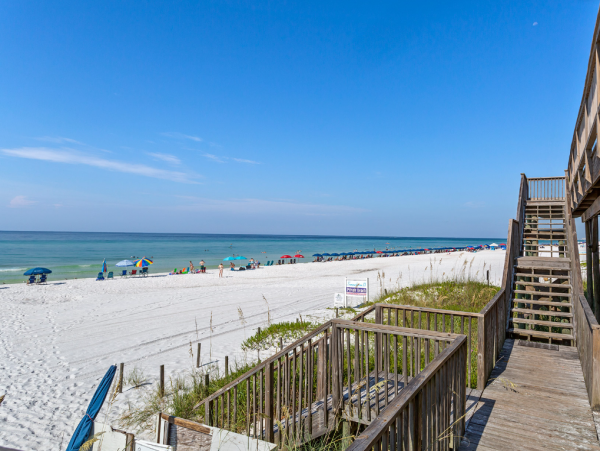 Beach Front Vacation Rental Sleeps 16!!