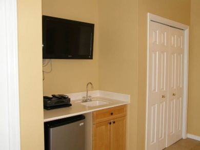 Wet Bar Wet Bar