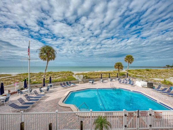 VeniceTwo Bedroom Vacation Condo Panoramic Gulf View