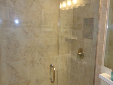 Walk-in Shower Walk-in Shower
