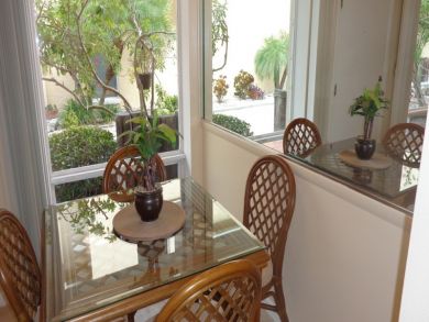 Dining Area Dining Area