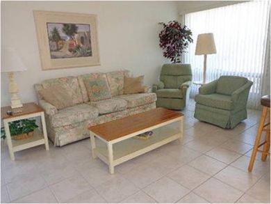 Venice Condo for Rent - Sleeps 4 - Gulf Front Swimming Pool