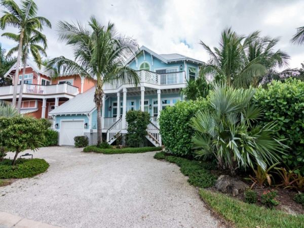 Anna Maria Holmes Beach 4 Bedroom Vacation Rental Sleeps 10