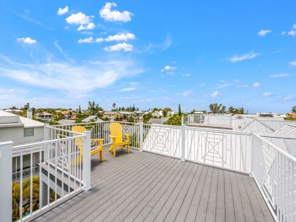 Anna Maria Island Vacation Pool Home Five Bedrooms Sleeps 10