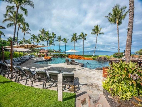 Luxury Three Bedroom Vacation Villa in Wailea Close to Beach