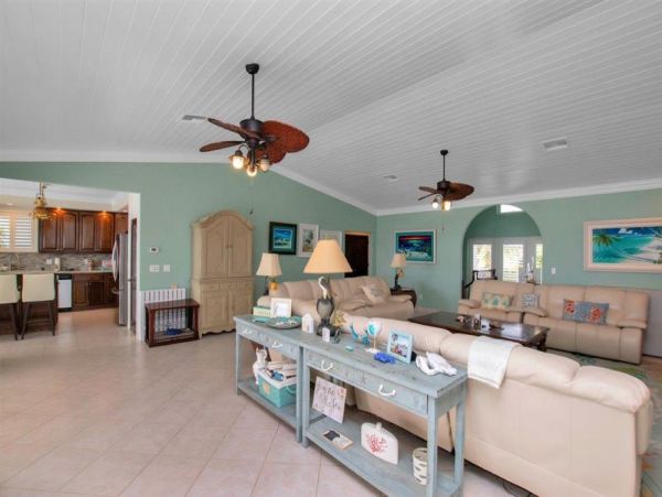 Short Walk to Beach Key Colony Vacation Home Private Pool