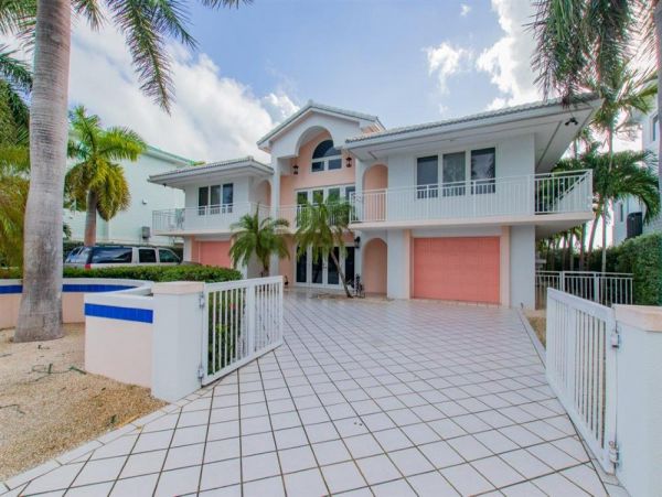 Short Walk to Beach Key Colony Vacation Home Private Pool