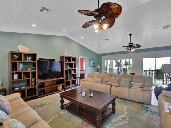 Short Walk to Beach Key Colony Vacation Home Private Pool