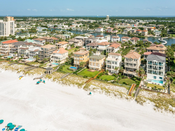 Destin Vacation Pool Home 7 Bedrooms Sleeps Twenty Guests