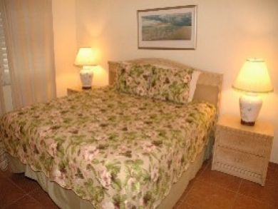 Queen Bed in Master Bedroom Queen Bed in Master Bedroom