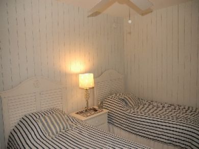Twin Bedroom