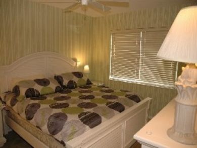 Queen Bed in Master Bedroom