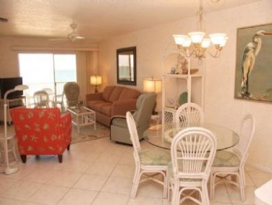 Living & Dining Area