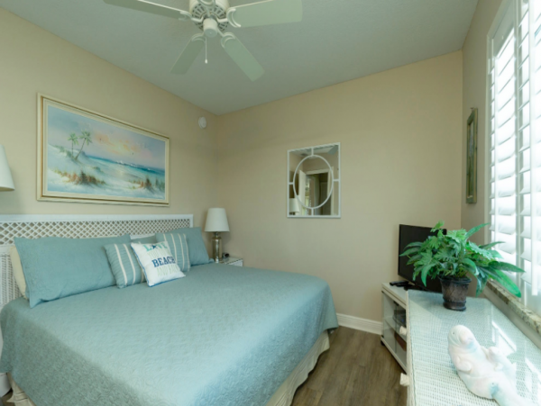 Holmes Beach 2 Bedroom Condo Full Ocean View