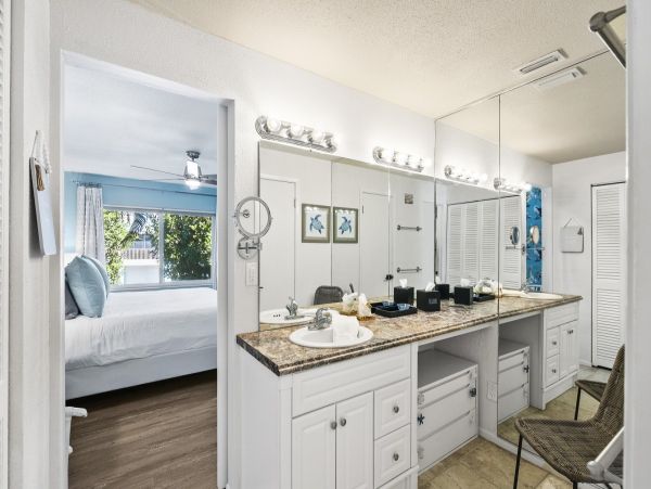 Holmes Beach  Condo Two Bedroom