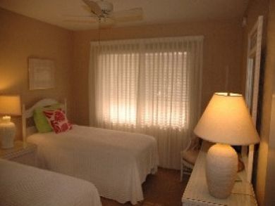 Twin Bedroom