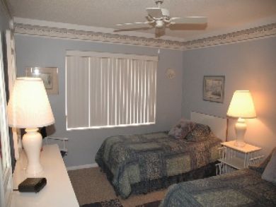 Twin Bedroom