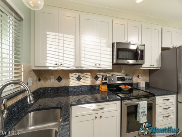 Two Bedroom Beach Condo Sleeps 4 Communal Pool