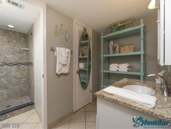 Two Bedroom Beach Condo Sleeps 4 Communal Pool