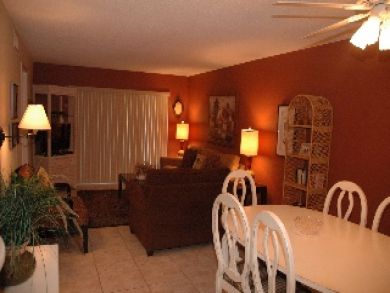 Holmes Beach Two Bedroom Vacation Beach Condo Sleeps 4 Holmes Beach Two Bedroom Vacation Beach Condo Sleeps 4