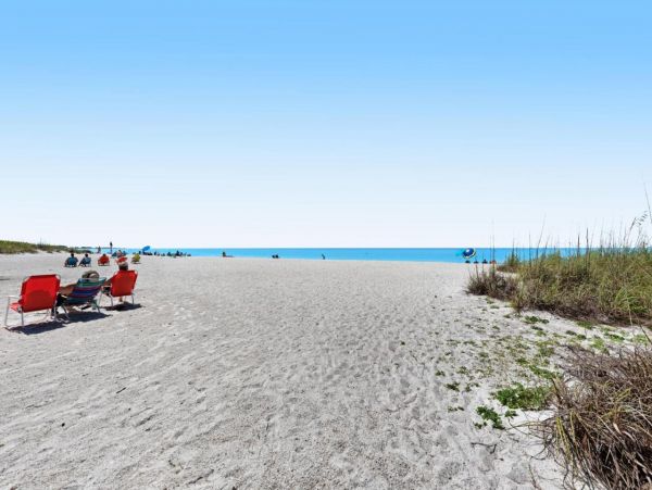 Anna Maria Island 2 Bedroom Vacation Condo