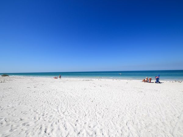 Anna Maria Island 2 Bedroom Vacation Condo