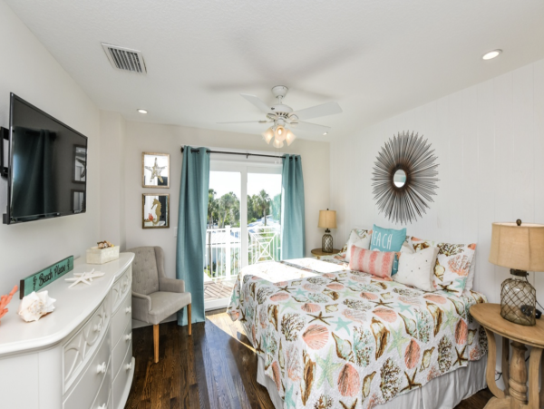 Eight Bedroom Deluxe Anna Maria Rental with Private Pool