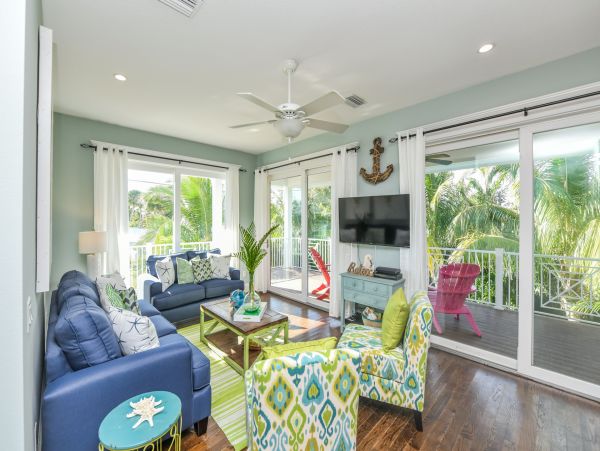 Eight Bedroom Deluxe Anna Maria Rental with Private Pool
