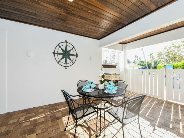 Eight Bedroom Deluxe Anna Maria Rental with Private Pool