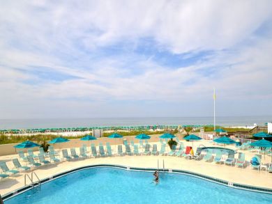 Miramar Vacation Condo Sleeps Six Guests.