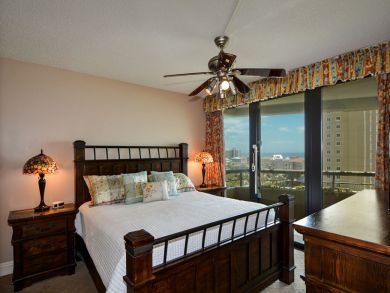 Miramar Vacation Condo Sleeps Six Guests.