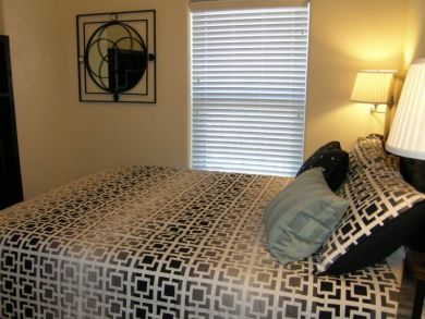 Queen Bed in Fourth Bedroom