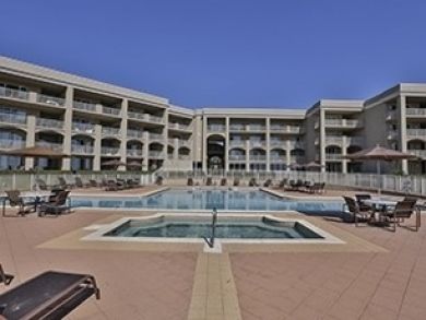 Community Pool & Spa Community Pool & Spa