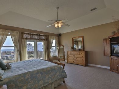 Spacious Master Bedroom