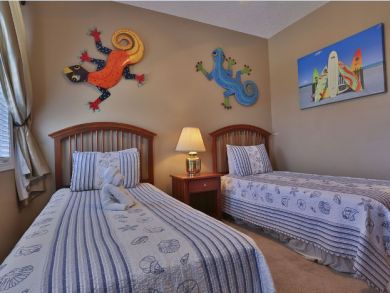 Fourth Bedroom with Twin Beds
