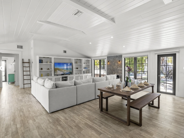 Anna Maria Island Vacation Rental – Canal Front Beach Retreat