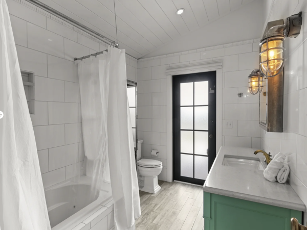 Anna Maria Island Vacation Rental – Canal Front Beach Retreat