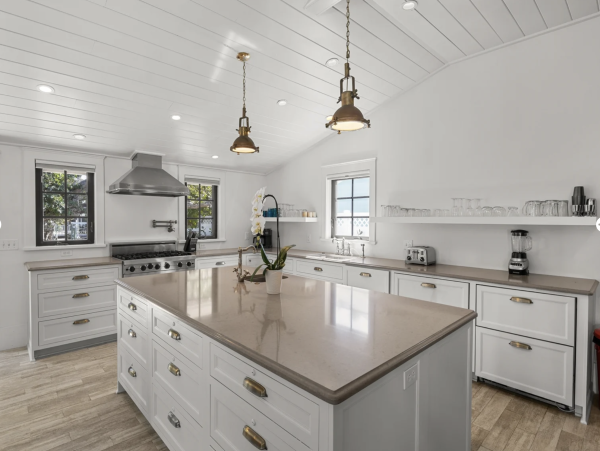 Anna Maria Island Vacation Rental – Canal Front Beach Retreat