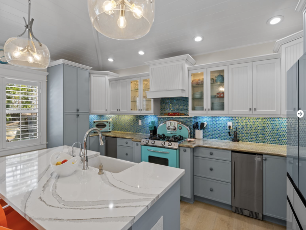 Anna Maria Island Vacation Pool Home Short Walk to Beach 4/5 Bedrooms