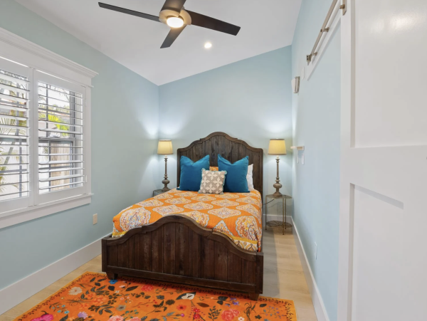 Anna Maria Island Vacation Pool Home Short Walk to Beach 4/5 Bedrooms