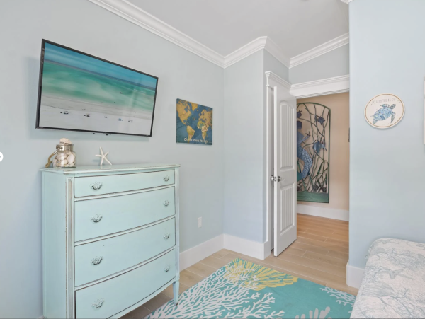 Anna Maria Island Vacation Pool Home Short Walk to Beach 4/5 Bedrooms