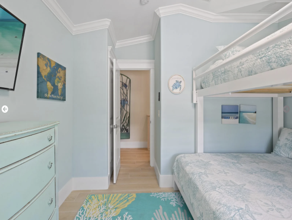 Anna Maria Island Vacation Pool Home Short Walk to Beach 4/5 Bedrooms