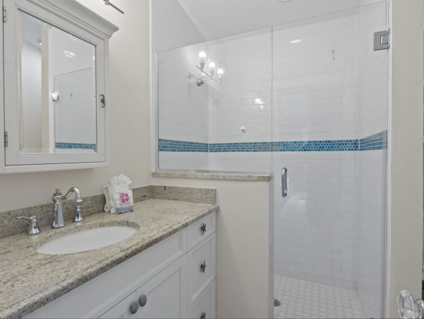 Anna Maria Island Vacation Pool Home Short Walk to Beach 4/5 Bedrooms