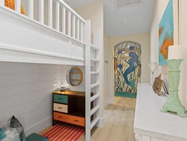 Anna Maria Island Vacation Pool Home Short Walk to Beach 4/5 Bedrooms