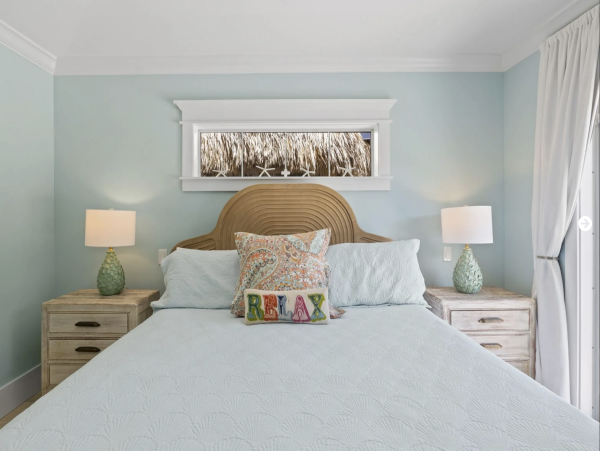 Anna Maria Island Vacation Pool Home Short Walk to Beach 4/5 Bedrooms