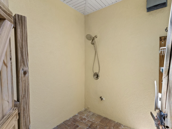 Anna Maria Island Vacation Pool Home Short Walk to Beach 4/5 Bedrooms