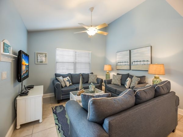 Holmes Beach Vacation Cottage with Pool - One Block to Beach