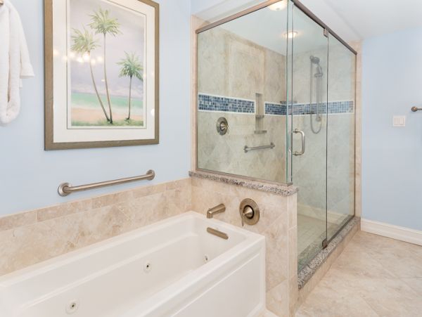 Luxury Beachfront Sanibel Vacation Rental with 3 Bedrooms
